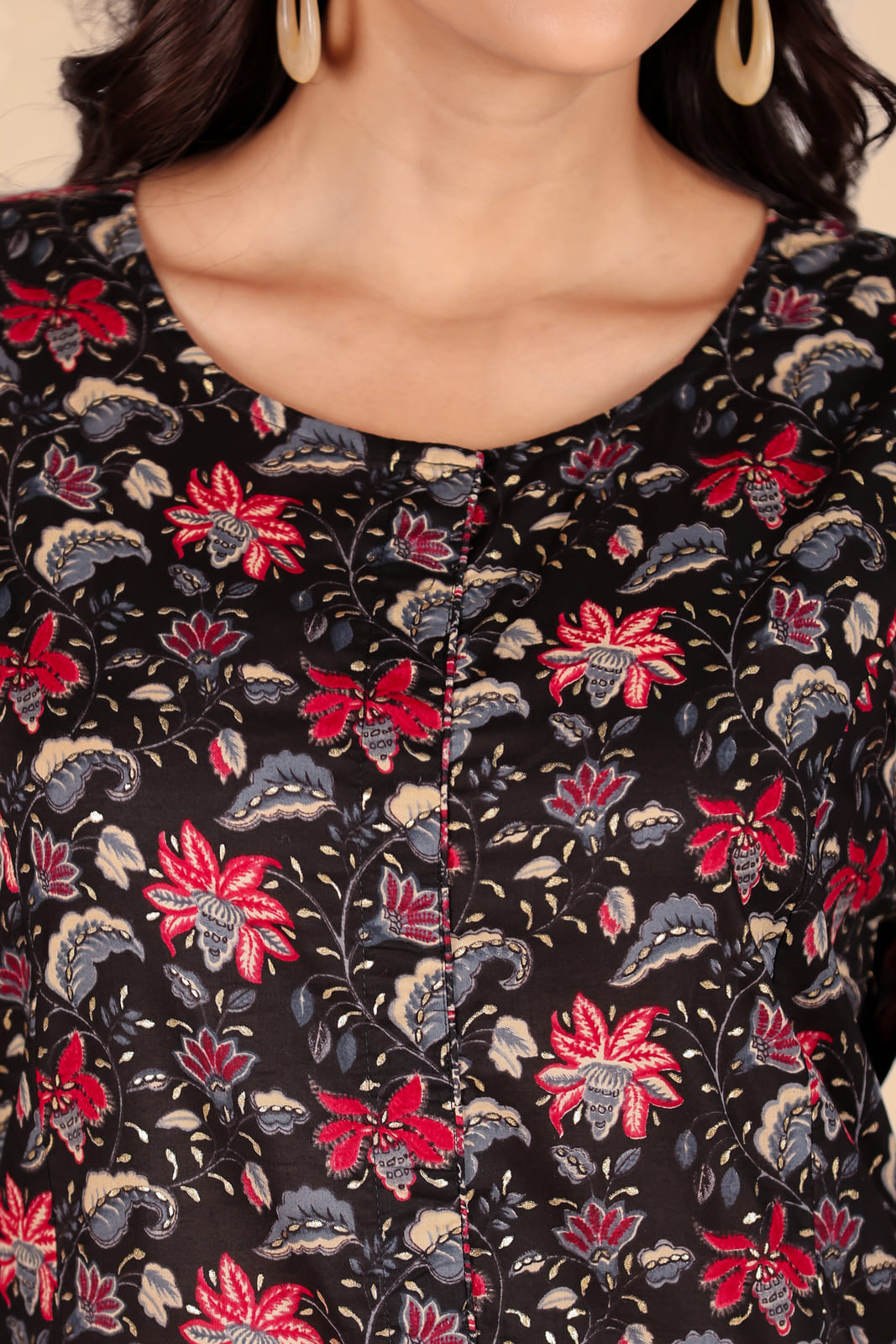 Black and Red Multicolor Floral Kurta Set