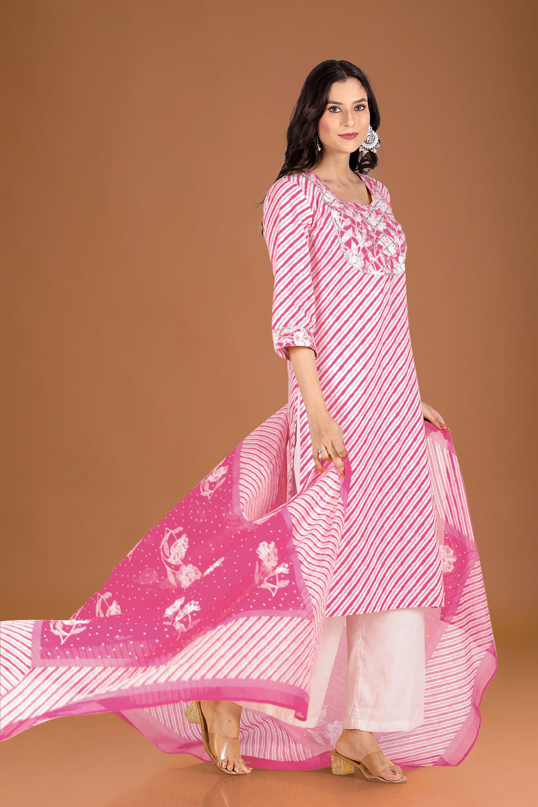 Pink Leheriya Kurta Set