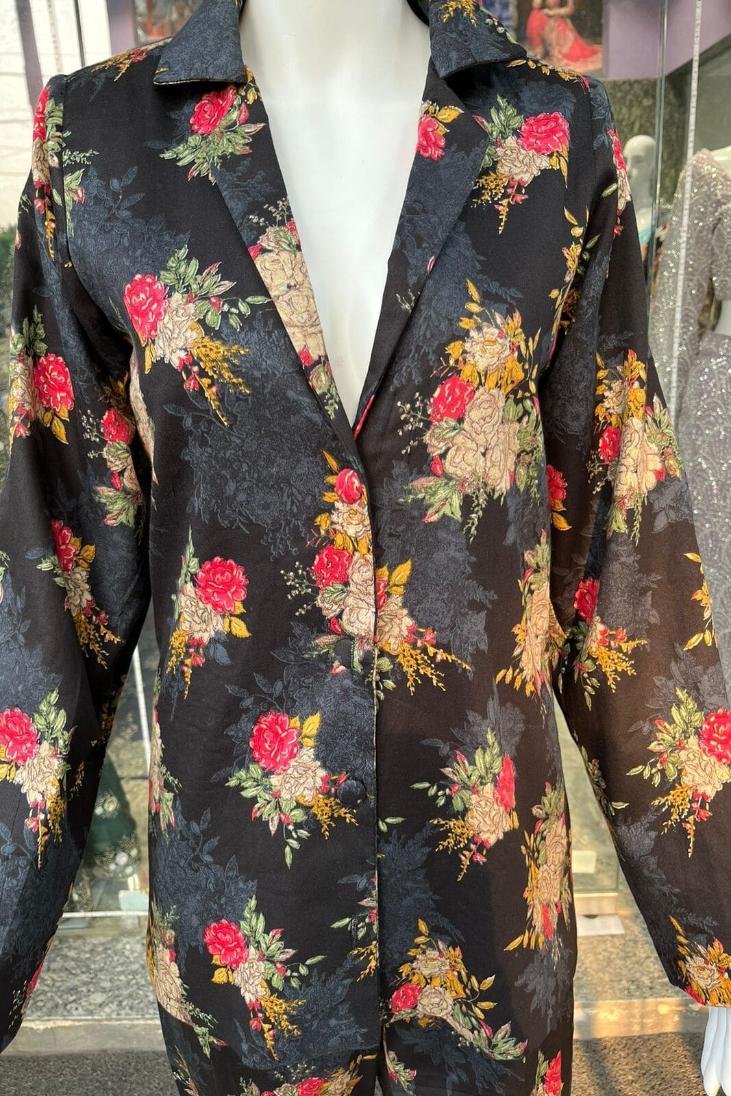 Black Multicolor Executive Blazer Set